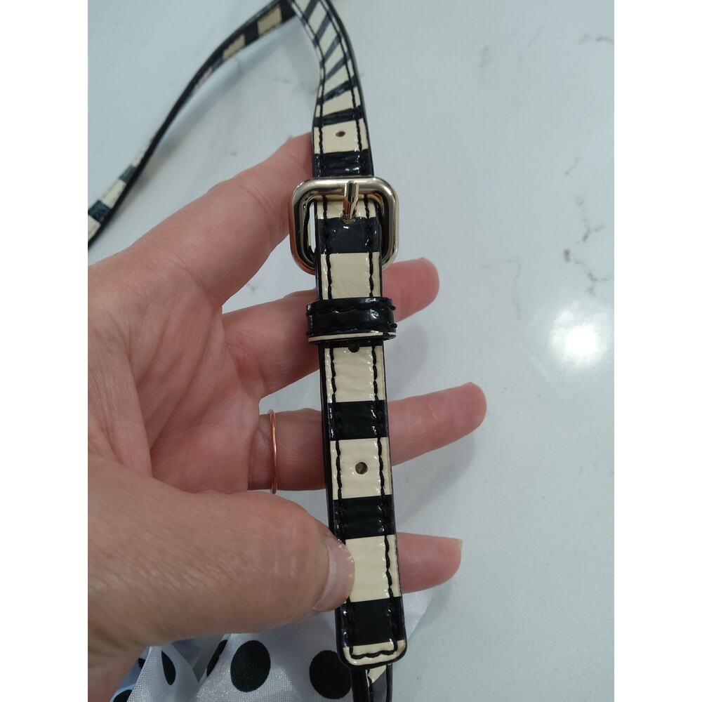 Kate Spade crossbody Black & White striped Adjustable strap. Chic Retro - Picture 7 of 9
